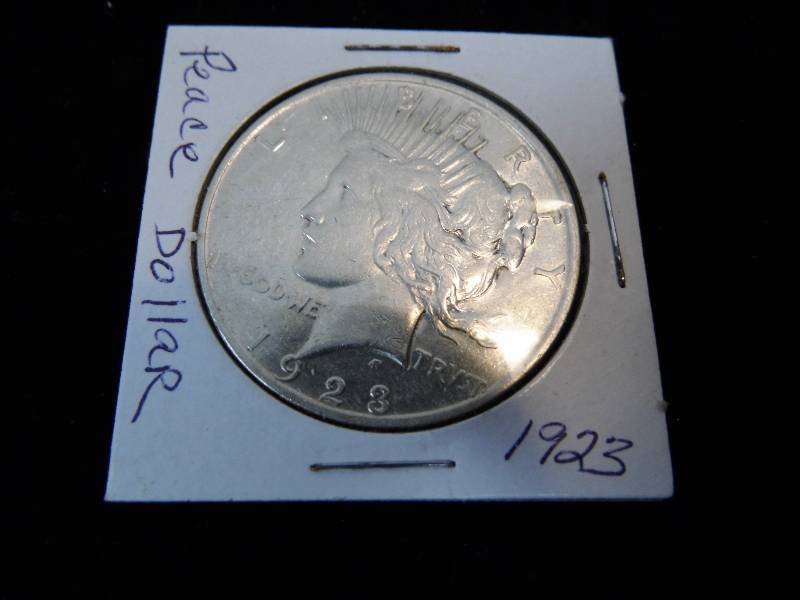lot 3 image: Peace Dollar