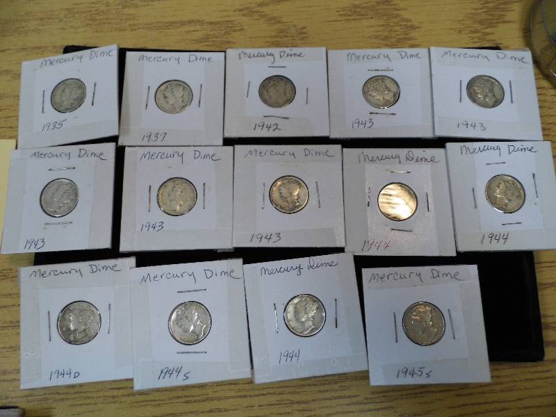 lot 24 image: Mercury Dimes