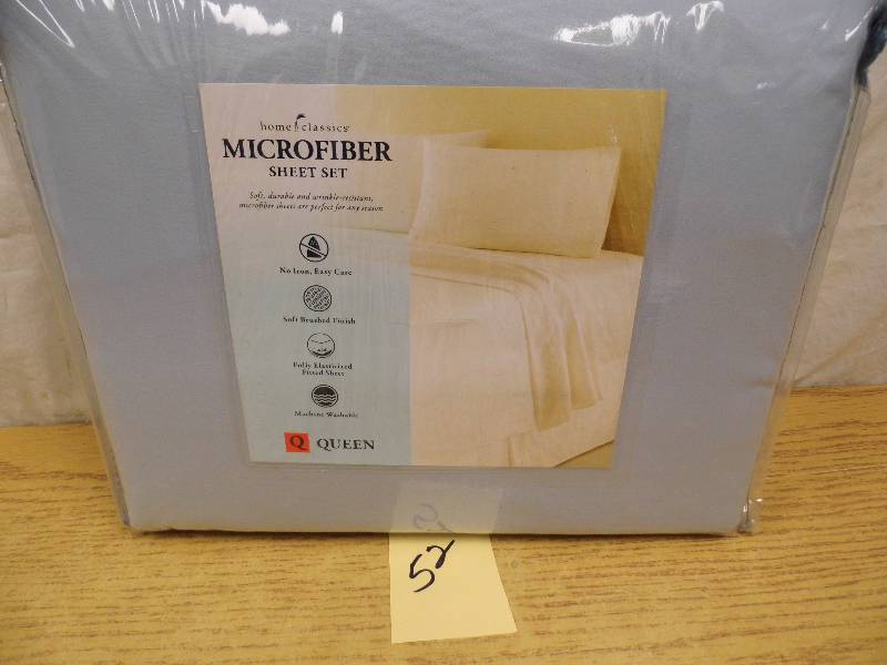 lot 52 image: Home Classic Microfiber Sheet Set - QUEEN