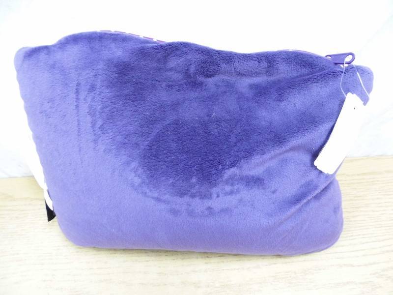 lot 64 image: Samsonite Magic 2 In 1 Pillow - Purple