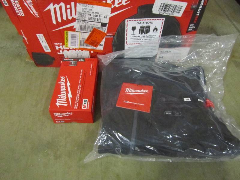 lot 14 image: Milwaukee Medium M12 12-Volt Lithium-Ion Cordless Black Heated Jacket Kit