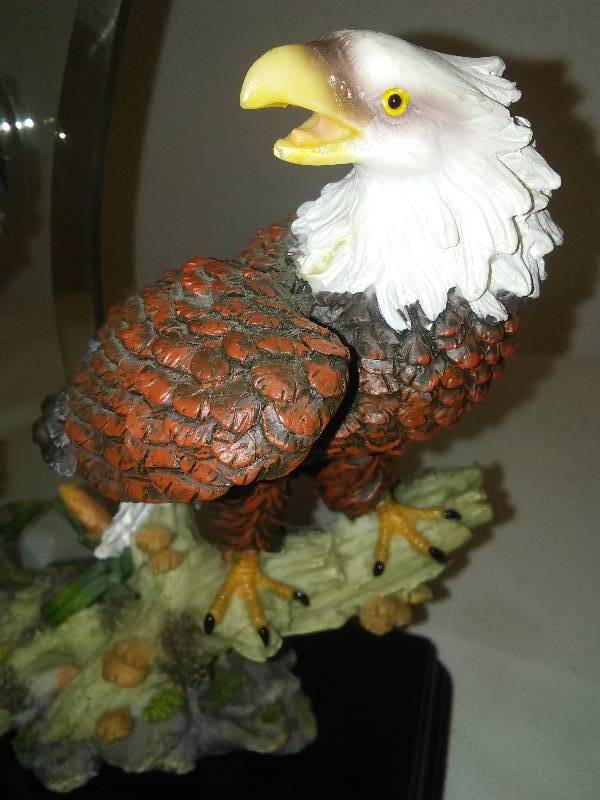 lot 16 image: Montefiori Collection Eagle and Clock