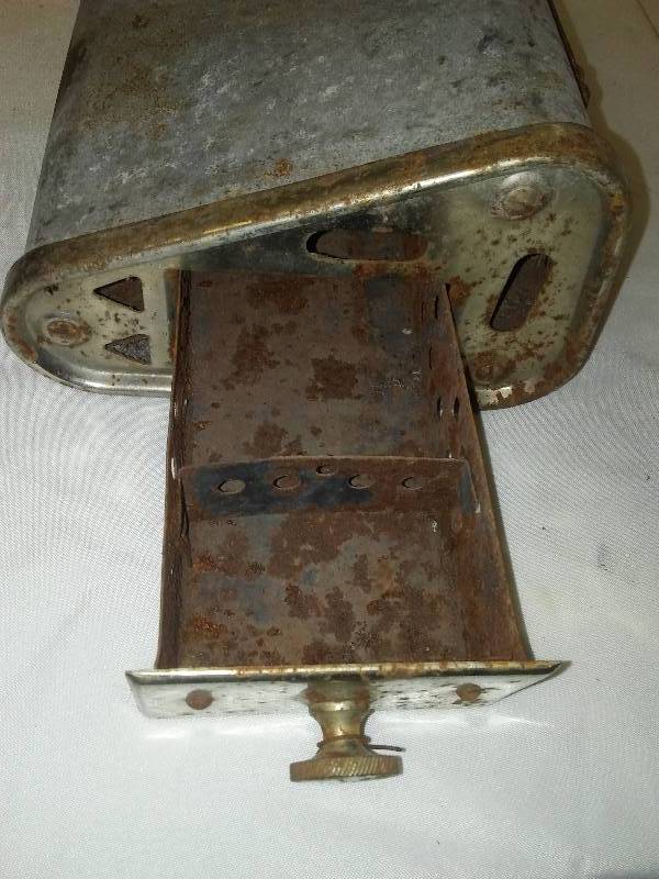 lot 42 image: Vintage Antique coal heater for buggy or car