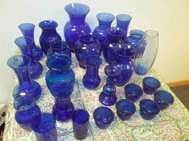 lot 50 image: Blue Glass
