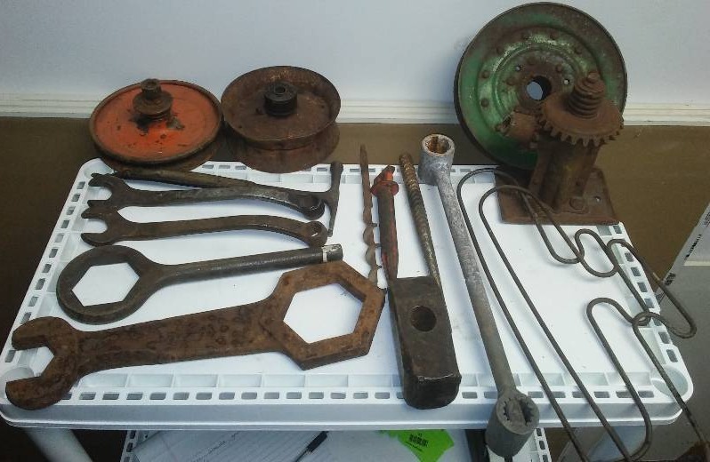 lot 70 image: Vintage Wrenches, gears, cogs, pulleys and tools