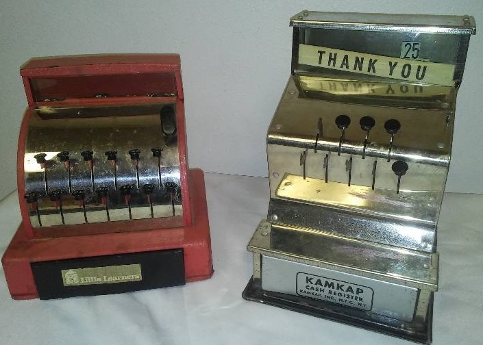 lot 76 image: 2 Childrens Toy Cash Registers