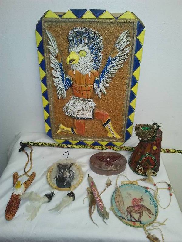 lot 134 image: Native American Lot
