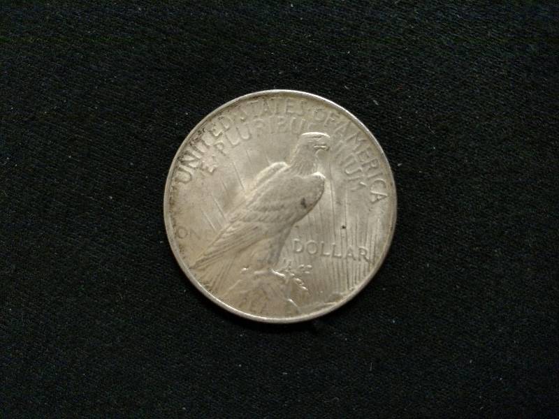1922 Silver Peace Dollar...