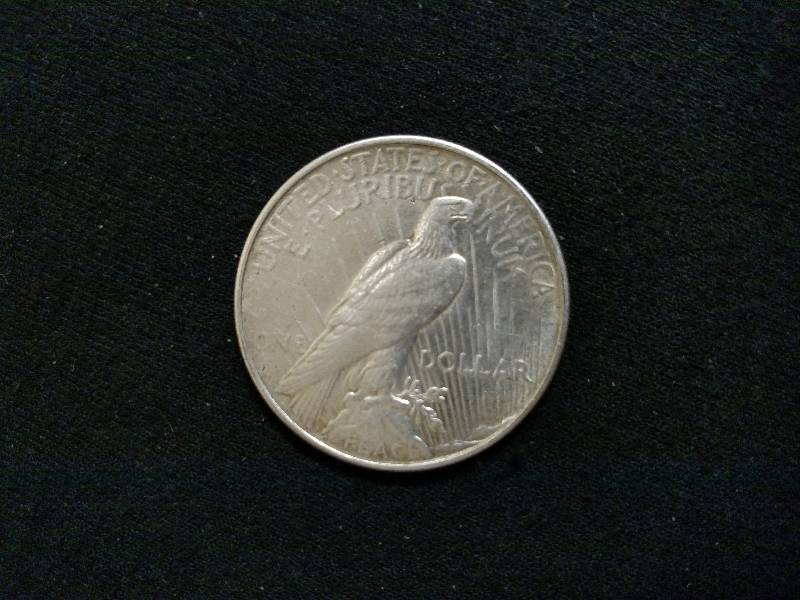 1922 Silver Peace Dollar...