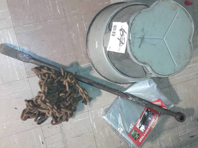 Kik It industrial Stool.. 16 in x 14.. Missing caster.. Logging Chain, Pry Bar, Plastic Sheathing