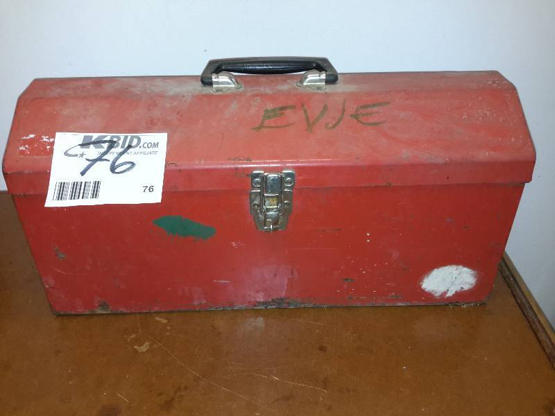 2 Tool boxes as shown