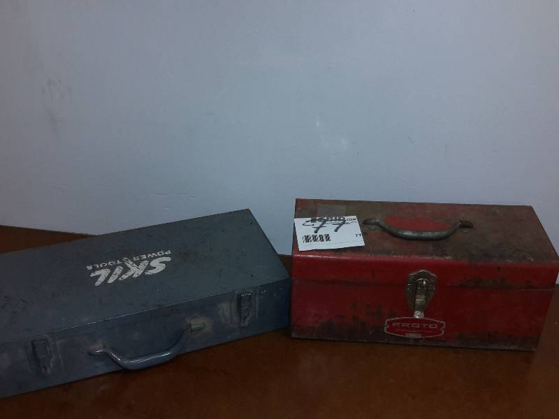 1 tool box  1 tool case