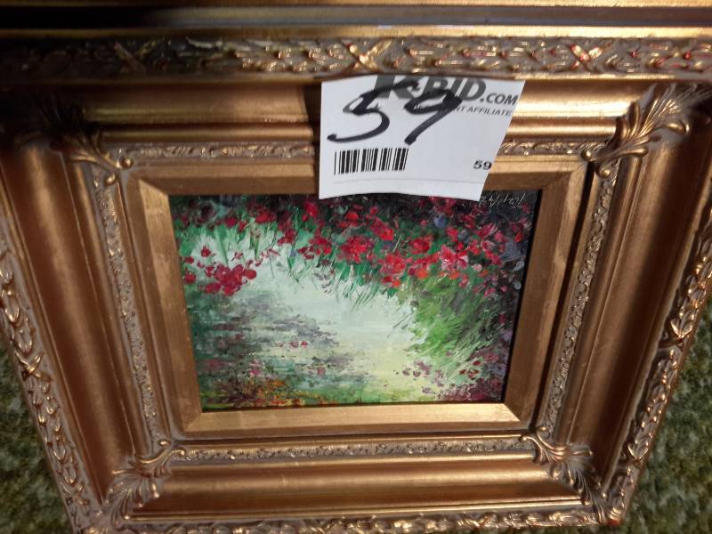 Oil painting with nice gallery frame 19 in x 17 h frame takes 8 x 10 images