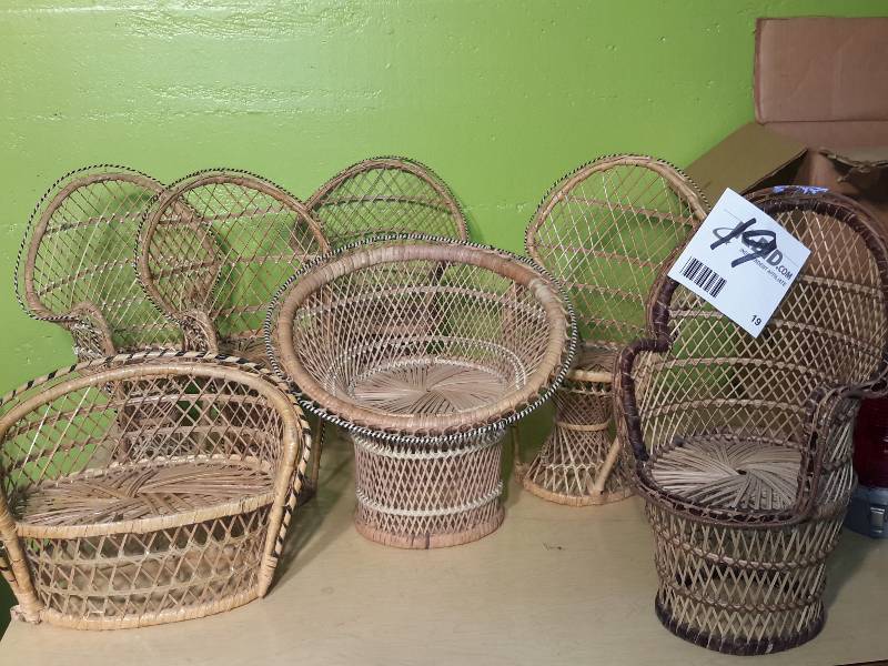 Misc. Sizes of table top wicker furniture..  Use for plant stands or displaying dcor.