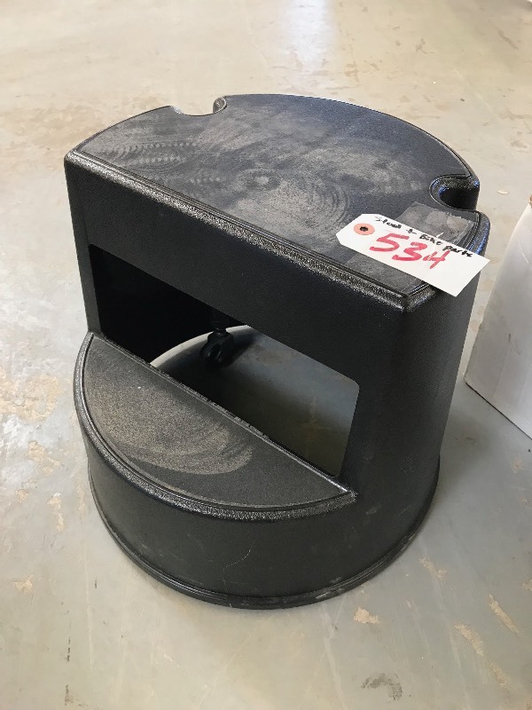 STEPSTOOL AND BIKE PARTS