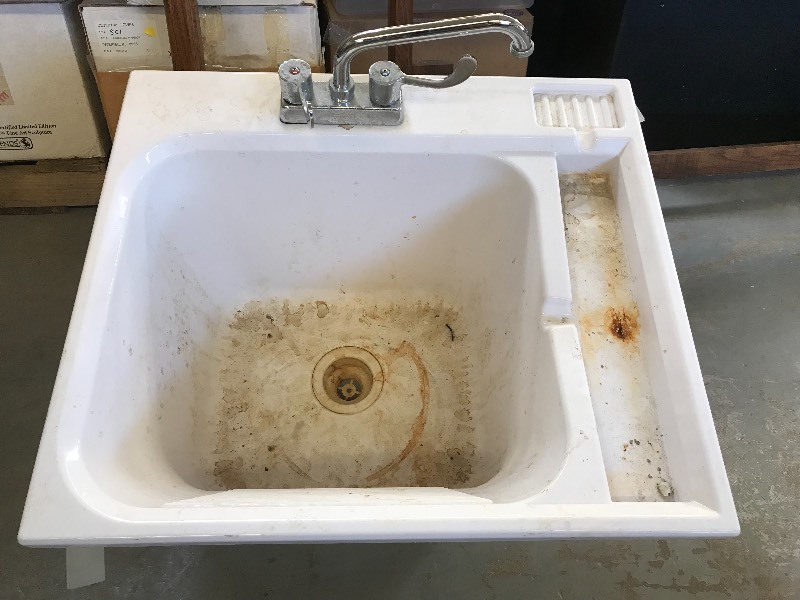 HEADBOARDS AND UTILITY SINK