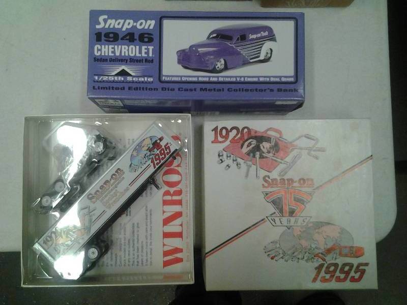 2-Snap-On Trucks