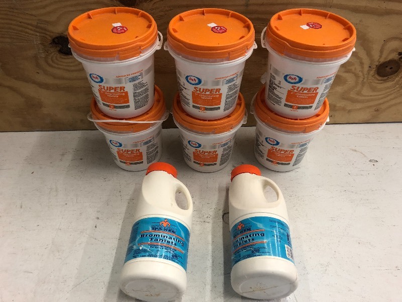 Box Of (6) New Buckets Of 3 Chlori...