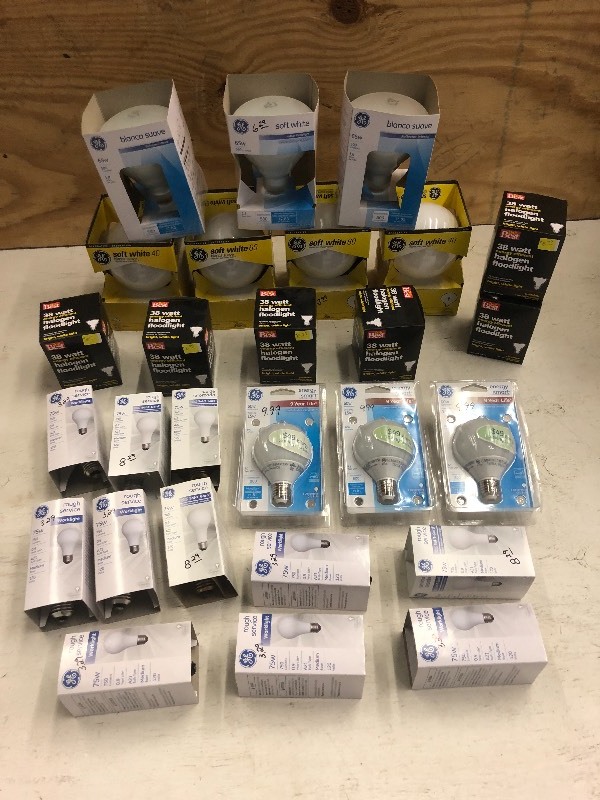 Box Of Assorted New Light Bulbs ...