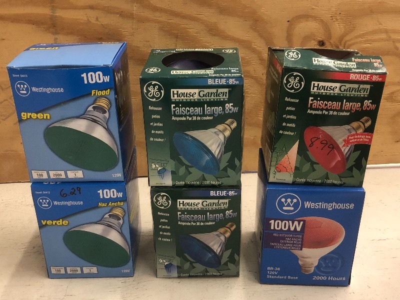 Box Of Assorted New Light Bulbs ...