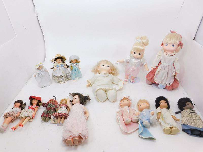 Lot of Precious Moments Dolls and Various other Dolls