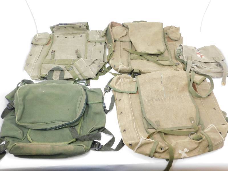 lot 20 image: 4 Military Backpacks