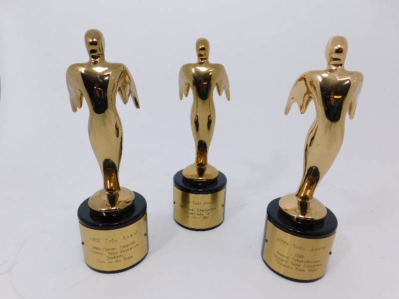 lot 37 image: 3 Telly Award Trophys