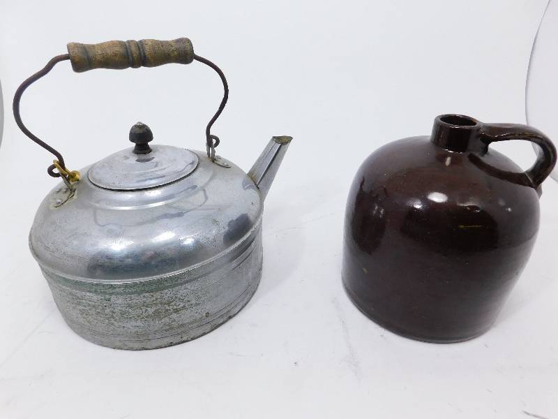 lot 64 image: Ceramic Jug and Vintage Revere Tea Kettle