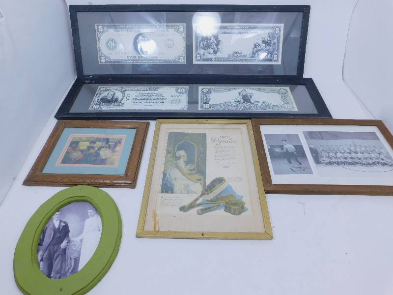lot 82 image: Lot Of Vintage Pictures
