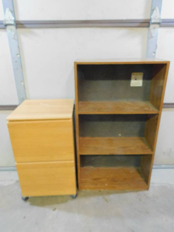 lot 91 image: Office furniture