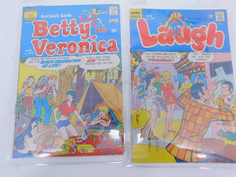 lot 136 image: Lot of 2 Archie Series Comic Books