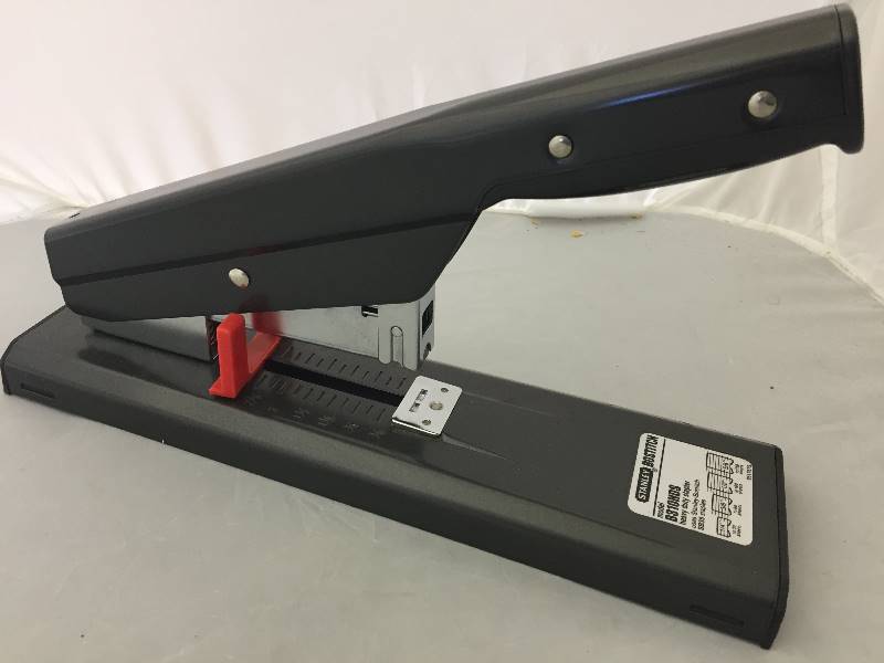 lot 29 image: Stanley Heavy Duty Stapler