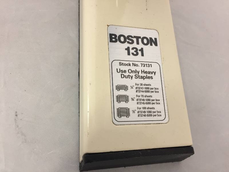 lot 30 image: Boston 131 Heavy Duty Stapler