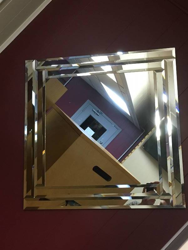 lot 13 image: Decorative Beveled Wall Mirror