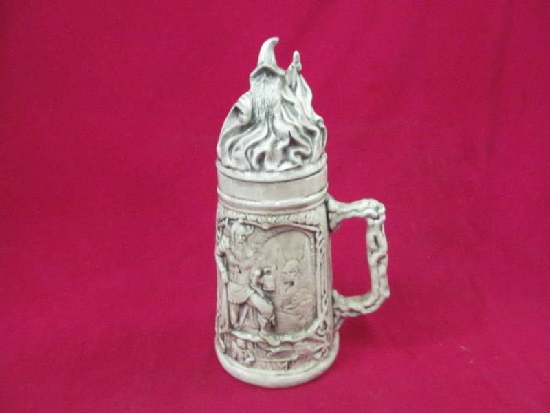 lot 9 image: beer stein