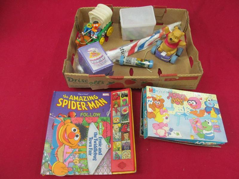 lot 17 image: childrens toys