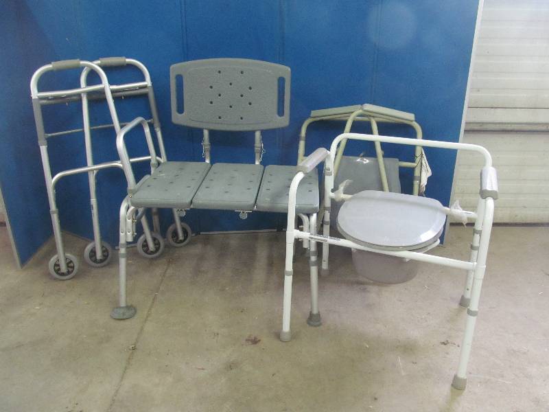 lot 88 image: Guardian commode, Drive bath chair, Lumex walker and commode