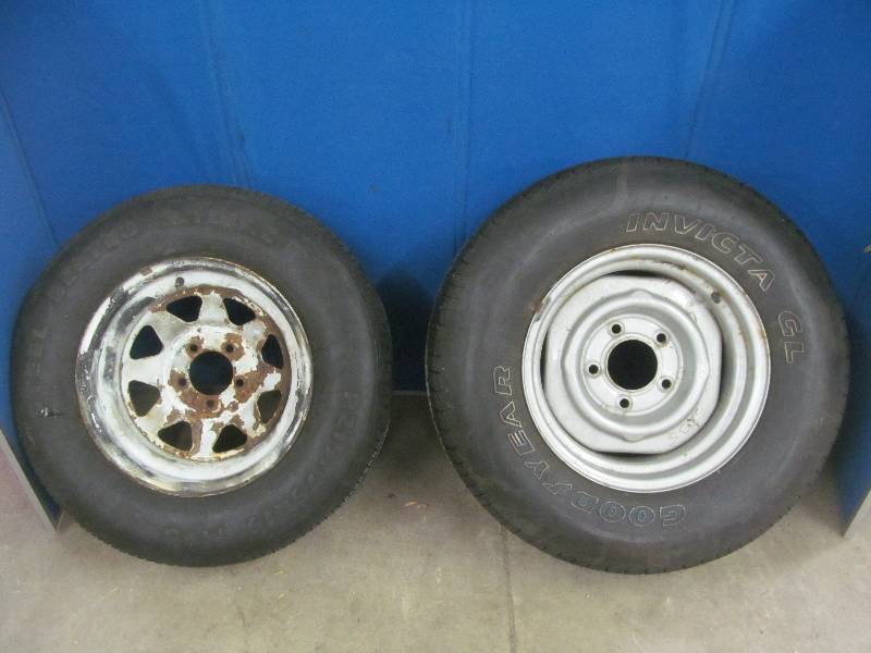 lot 94 image: Goodyear tire, steel belted radial