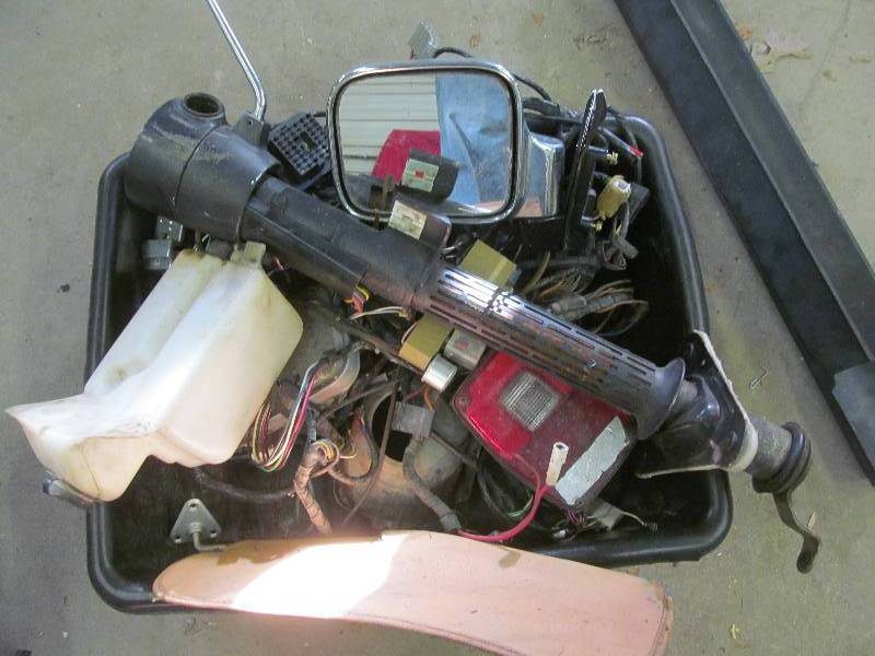 lot 113 image: automotive parts