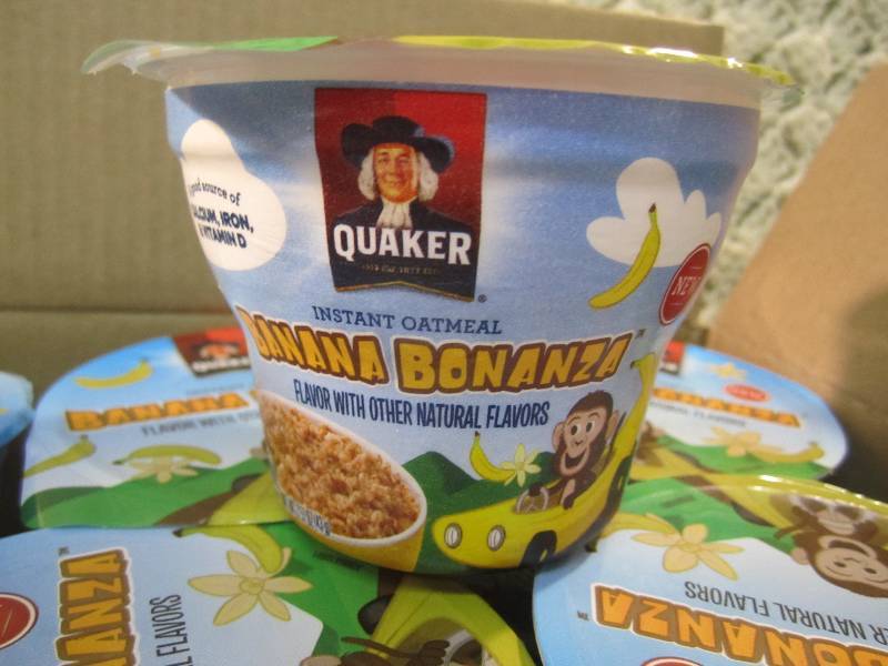 lot 72 image: Case of 12 Cups Quaker Banana Bonan...
