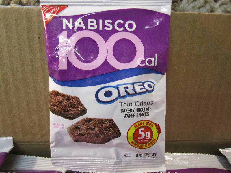 lot 78 image: Lot of 50 Bags Nabisco Oreo Thin Cr...
