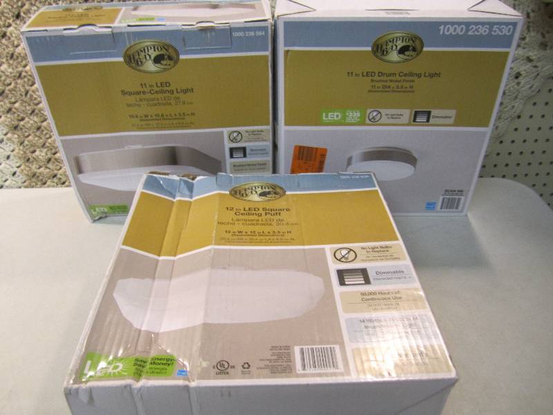lot 112 image: Mix Lot of 3 Hampton Bay 2 - 11 an...