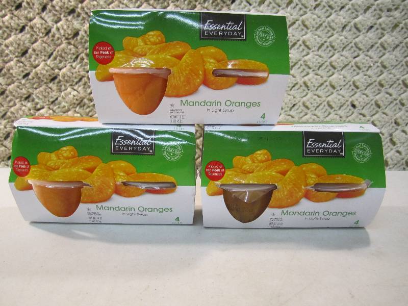lot 172 image: 3 Packs of Mandarin Oranges Cups 4 ...
