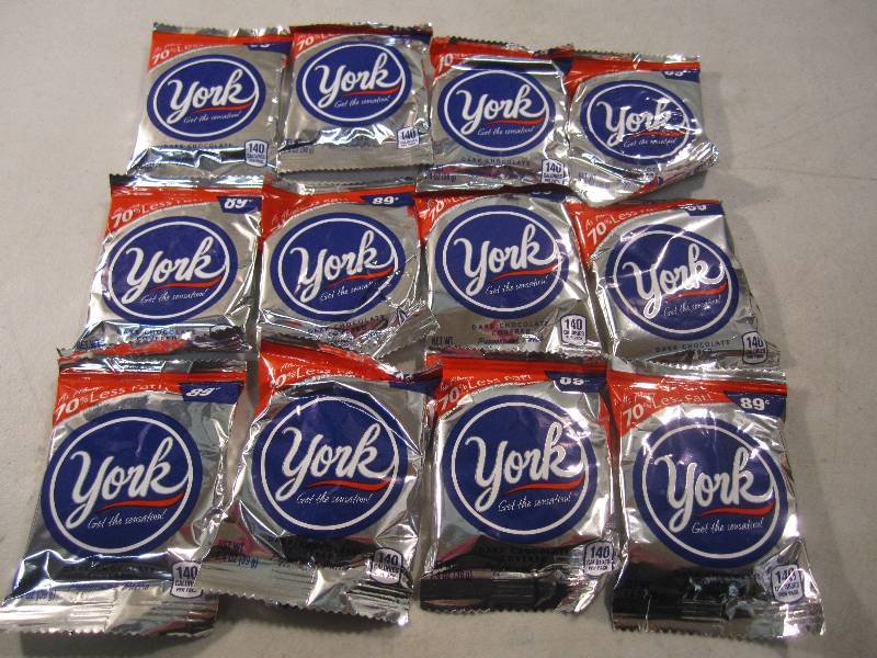 lot 178 image: Lot of 12 York Peppermint Patties B...