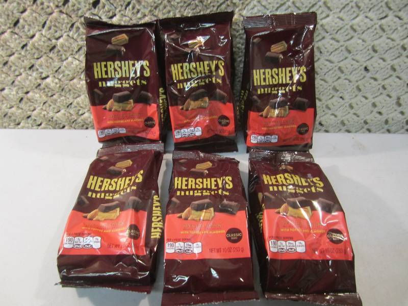 lot 208 image: Lot of 6 Bags Hersheys Nuggets Spec...