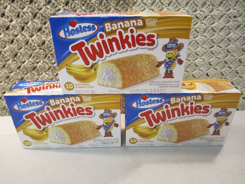 lot 219 image: Lot of 3 Boxes Hostess Banana Twink...