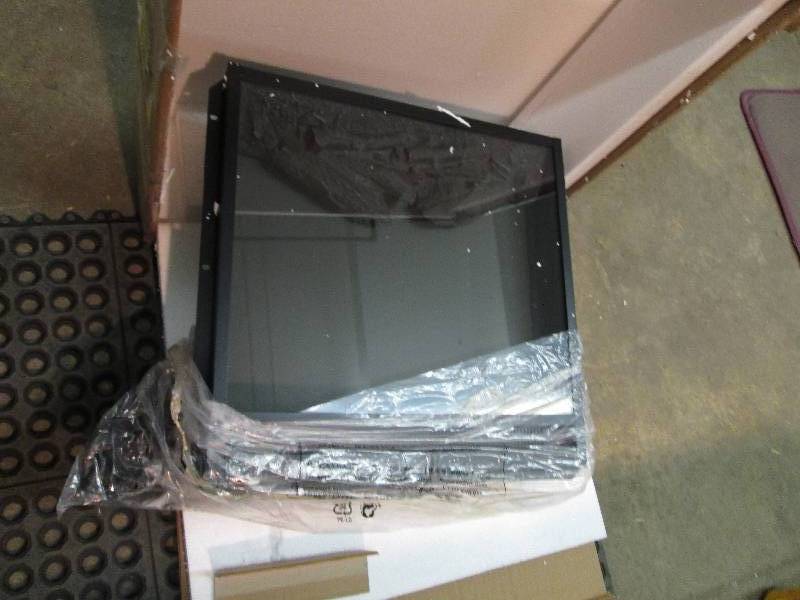 lot 9 image: Electric Fireplace Insert 18x19 inc...