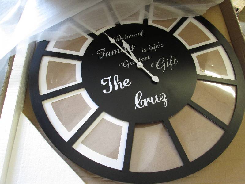 lot 78 image: Personalized Photo Frame Clock open...