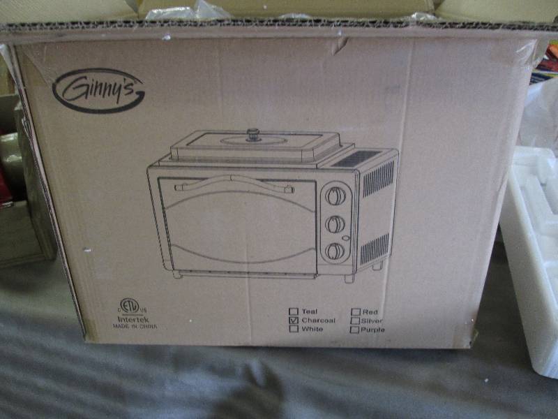 lot 112 image: 10-In-1 Everything Oven by Ginnys ...