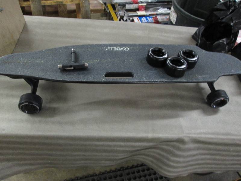 lot 172 image: LiftBoard - Dual Motor Electric Ska...
